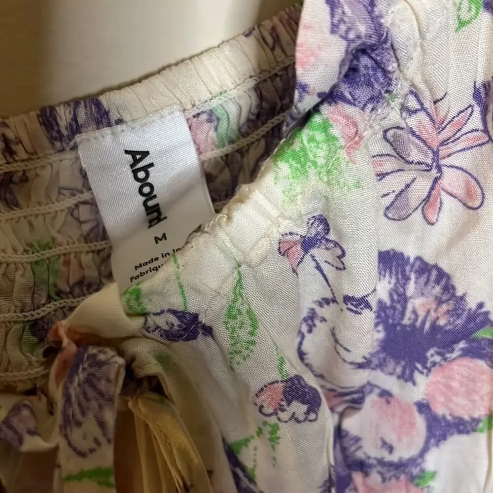 Abound Floral Off the Shoulder Ruffle Crop Top - Picture 3 of 4